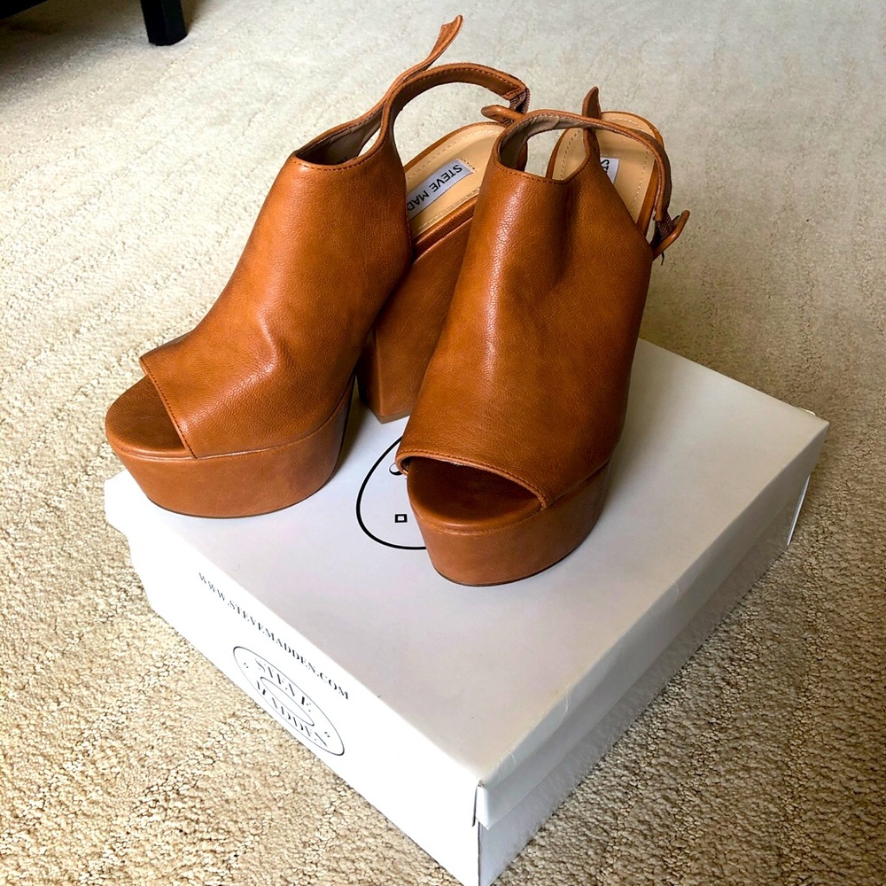 Steve Madden Gabby Cognac Platforms
